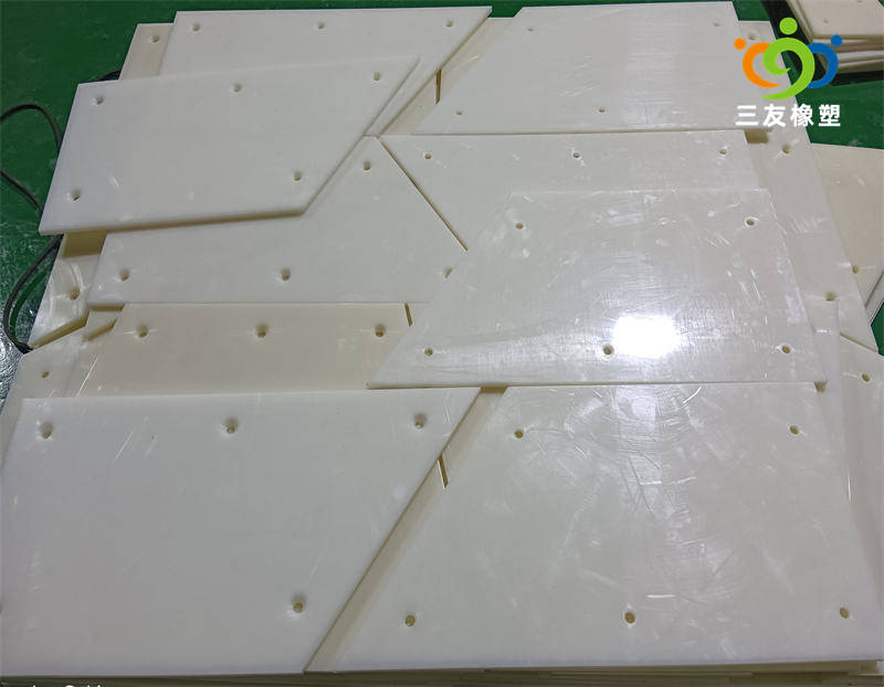 超高分子量聚乙烯阻燃耐磨襯板 超高分子量聚乙烯阻燃耐磨襯板